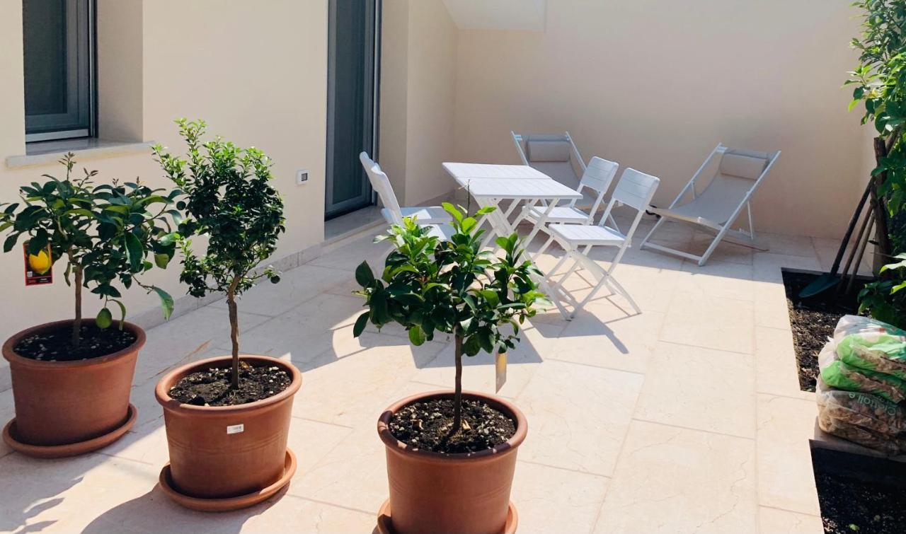Suite Claudia Σιρμιόνε Εξωτερικό φωτογραφία