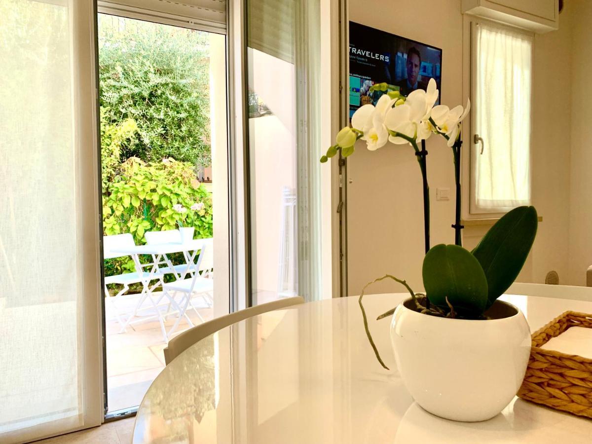 Suite Claudia Σιρμιόνε Εξωτερικό φωτογραφία
