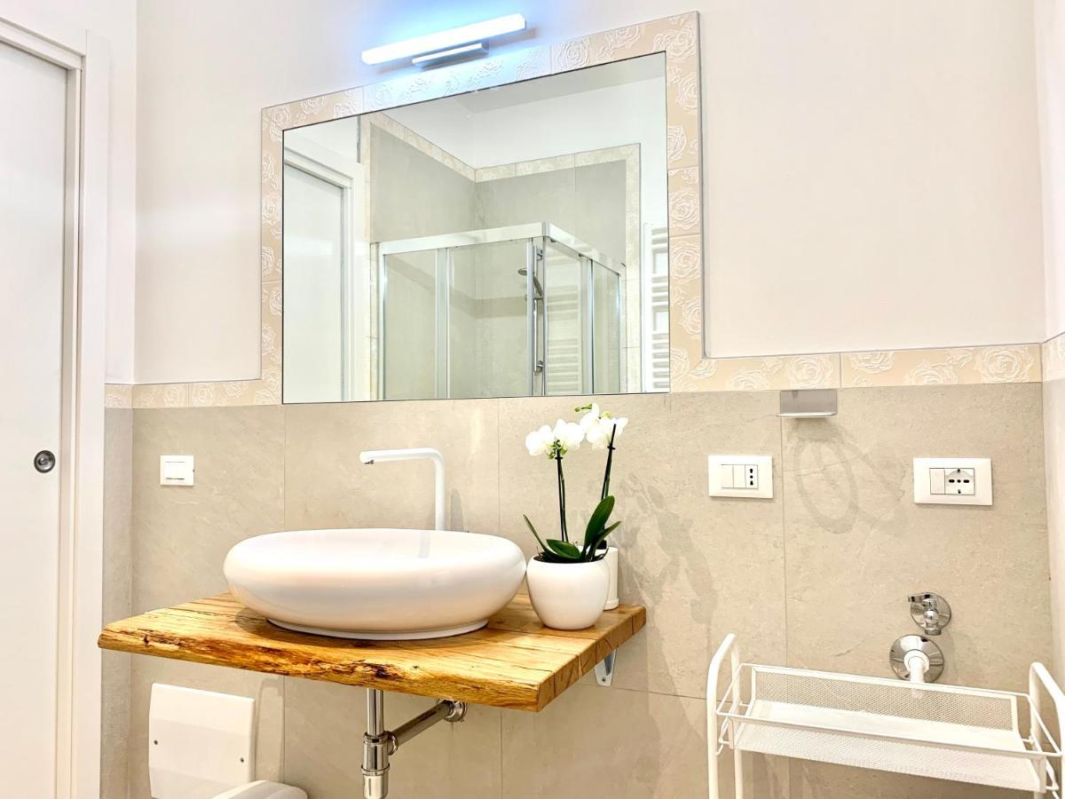Suite Claudia Σιρμιόνε Εξωτερικό φωτογραφία